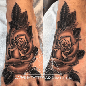 Black and grey rose I did on our counter girls boyfriend.. Theres a cover-up in there too! Thanks for looking! #coverup #blackandgrey #blackwork #foottattoo #rose #rosetattoo #flowertattoo #neotraditional #neotraditionaltattoos #neotraditionaltattoo #neotrad #neotradsub #neotradgallery #dudeswithtattoos #guyswithtattoos #blackinktattoo #chicagotattooartists #chicago #insightstudios #chicagotattooers #tattoooftheday #picoftheday #dailytattoo #supportlocal #thanks 