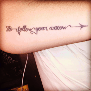 Follow Your Arrow, @kaceymusgraves #shoutouttattoo #followyourarrow #arrowtattoo 