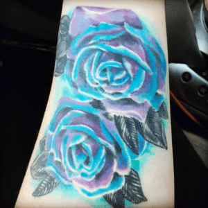 #roses#watercolor#watercolorroses#womenwithtattoos #forearmtattoo 