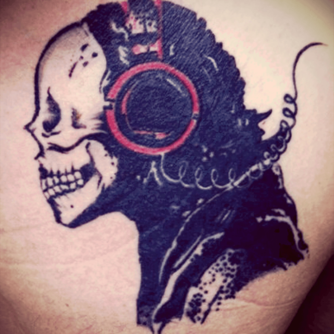 Skull Headphones Tattoo by SamPhillipsNZ on DeviantArt