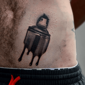 Custom spray can tattoo by Emmanuel @thetattootwins #spraycan #custom #thetattootwins #brisbanetattoo #australia #realism #blackandgray 