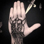  #tattoo #viking #blackwork #linework #boldline #solidtattoo #brasil #tattodo #TattoodoApp 