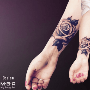 Done by Ossian #mba #mybodyart #mbamybodyart #tattoo #tatouage #tatouages #ink #inked #inkegirls #realistictattoo #realistic #flowers #mbatattoo 