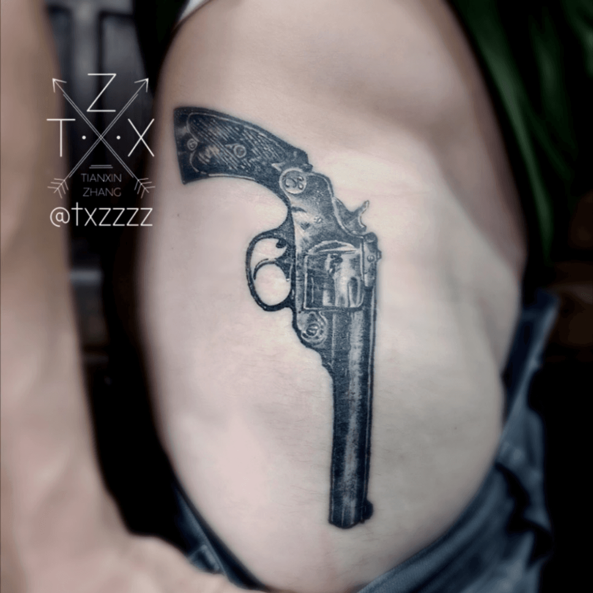Tattoo uploaded by Tianxin Zhang • Gun. Healed up. • Tattoodo