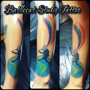 Batllecat Studio Tattoo tatuaje Pink Floyd álbum. Dark Side of the Moon#danny_ramos_tattoo #batllecatstudiotattoo #tattooartist # #photogrid @photogridorg