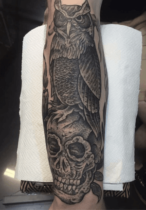 Owl and skull by tattoo artist WELT