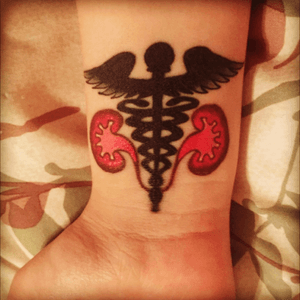 This is a tattoo I designed so I didn't have to buy an expensive medical bracelet that I would most likely lose. I wont lose my arm and if I do I'm not going to be worrying about my kidneys haha! #medicalalert #lifesaver #kidneydisease