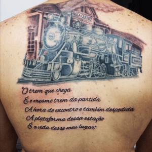 Tatuagem feita pelo tatuador Jorge Willian em nosso querido cliente Rafael! 😷💉🚉  #homenagem #trem #passaquatro 