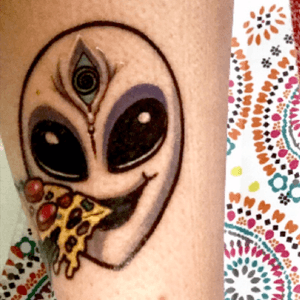 My alien pizza an original. By adam france  @ red tree tattoo gallery. Columbus, OH. #alien #pizza 