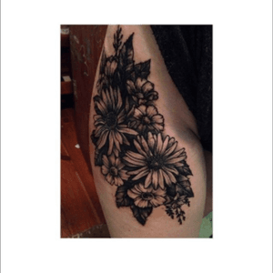 My Thigh Tattoo💙 #ThighTattoo #Tattoo #GirlsWithTattoos #flowertattoo #ink #WhipShading #WhipShaded 