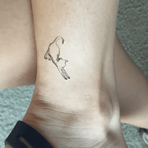 Cat in Child's Pose #cat#yoga#peace#chill#dotwork#ankletattoo