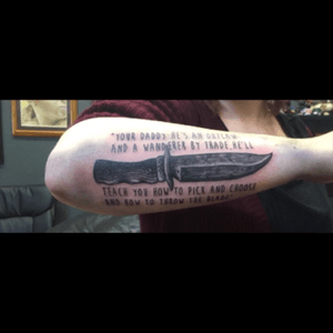 Some rad bob dylan lyrics & knife from jj and shinko tattoo #bobdylan #knife #blackwork #lyrics 