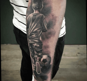 Done by Nick Uittenbogaard - Resident Artist. #tat #tatt #tattoo #tattoos #amazingtattoo #ink #inked #inkedup #amazingink #blackandgrey #blackandgreytattoo #blackandgreyartist #footballtattoo #amazingart #art #culemborg #netherlands