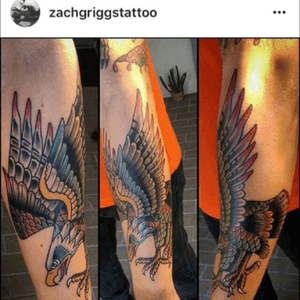 Badass traditional eagle by Zach Griggs! Instagram @zachgriggstattoo #zachgriggs #zachgriggstattoo #traditionaltattoo #traditional #traditionaleagle #boldwillhold 