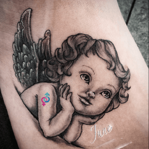 For my lost twin, i want to get something like this but maybe a different angel, not too sure yet 👼🏼🤗