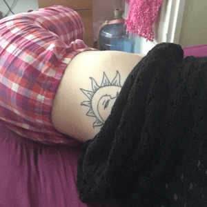 Home from work 🤑 #ribtattoo #sunandmoon #england #liverpool #outlineonly 