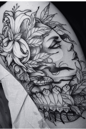 My beautiful thigh piece that im getting colored by Mike Langdale. 