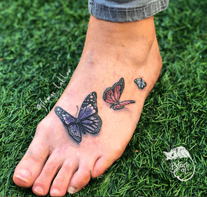 • Butterflies • #butterfly #butterflytattoo #foottattoo #3d #3dtattoo #sorrymom #foot 