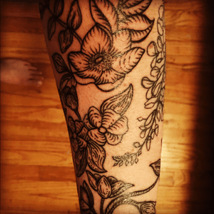 My #tattoo is starting to really come to life. I love the #beautiful #detail of the #flowers. And the #intricate #linework. My #tattoo #artist is #gifted. 