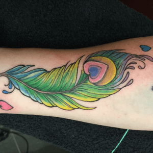 Bright and colourful feather #KrakenInk 