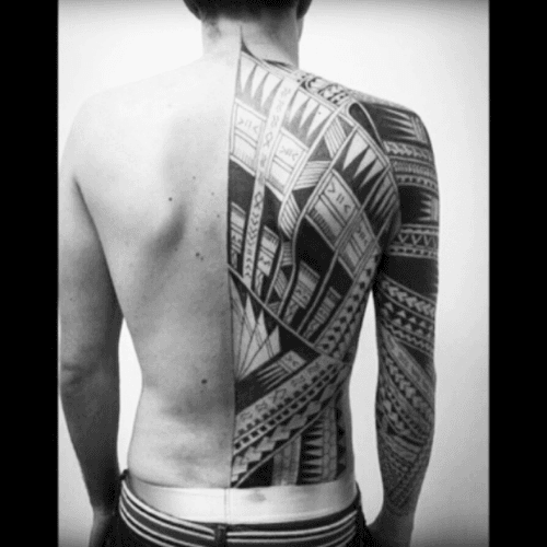#maoritattoo#samoana#blacktattoo#sidneyjacobinatattoo#maori#polynesian#tatuagemmaori#tattoomaori#polynesiantattoos#marquesantattoo#tribal#tribaltattooers#tattoo2me#inspirationtattoo#tguest#blxckink