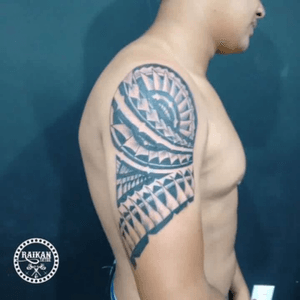 Maori Tattoo #tatoodo #tattooartist #tattoomagazine 