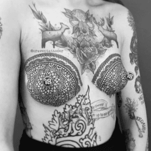#craventattooer #mandala #chest #tattoo @craventattooer #black 