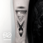 By RO. Robert Pavez • Starry Sky • Studio Nice Tattoo • Stockholm - Sweden #engraving #dotwork #etching #dot #linework #geometric #ro #blackwork #blackworktattoo #blackandgrey #black #tattoo 