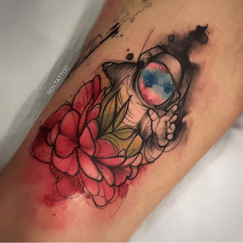 Reh Tattoo 🇧🇷 #astronauta #astronaut #tatuadorasdobrasil #colorida #colorful