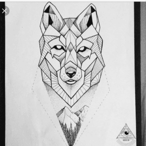 #megandreamtattoo #geometricwolf 
