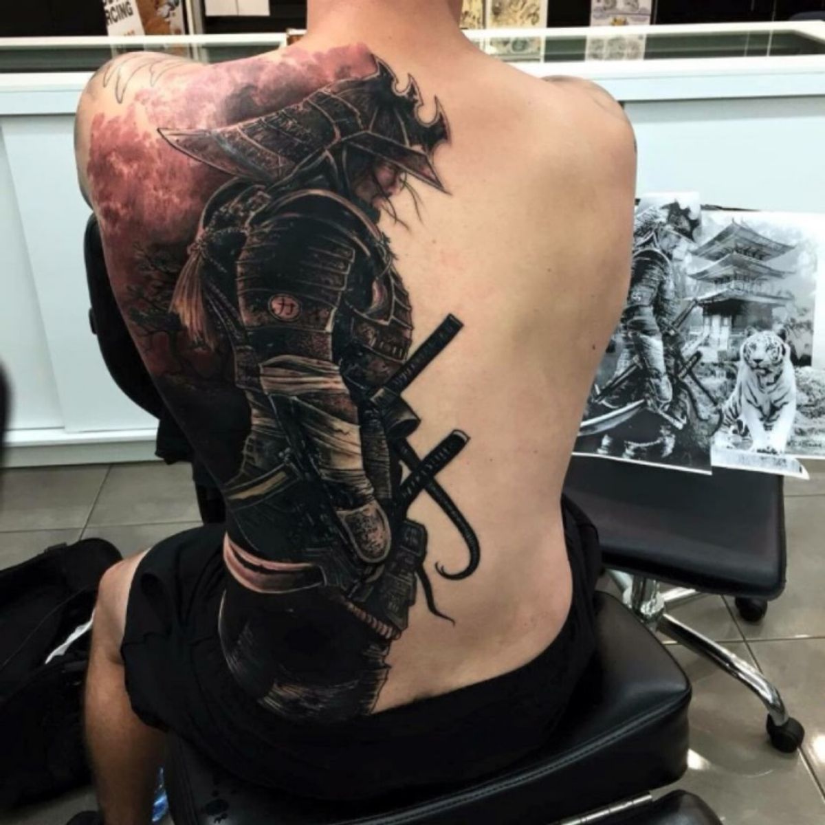 Tattoo uploaded by Steffen De Smet • #dreamtattoo #backpiece #samurai #japanesetattoo #japanese #Japaneseartwork • Tattoodo Tattoo uploaded by Steffen De Smet • #dreamtattoo #backpiece #samurai #japanesetattoo #japanese #Japaneseartwork • Tattoodo