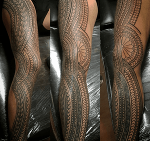 Done by Jarno Theijn - Resident Artist.                           #tat #tatt #tatt #tattoo #tattoos #amazingtattoo #ink #inked #inkedup #amazingink #maori #maoristyle #maoritattoo #leg #legtattoo #legsleeve #tattoolovers #inklovers #artlovers #art #culemborg #netherlands 