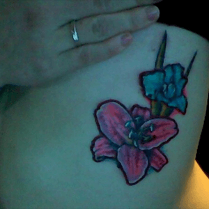 5th tat- iris for nana and lily for mom. #flowers #iris #lily #colour #pained 