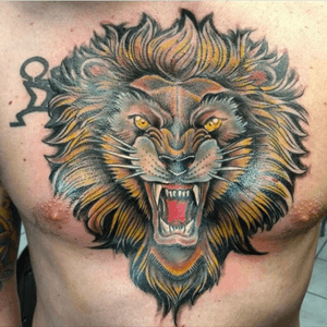 #lionshead #lion #chest #color #tattoobygotti #welove 