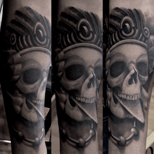 To my favorit tattoo mictlantecutli aztec god of the underworld #tattoo #aztec #byg #blacandgrey #skull 