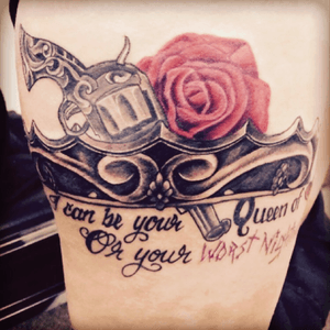 " I can be your Queen of hearts of your worst nightmare." #legpiece #inkedchicks #chickswithink #inkaddict #inkednation 