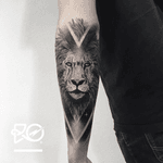 By RO. Robert Pavez • Lion VII • Studio Nice Tattoo • Stockholm - Sweden 2017 • Please! Don't copy® • #engraving #dotwork #etching #dot #linework #geometric #ro #blackwork #blackworktattoo #blackandgrey #black #tattoo 