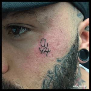 1,2,3,4 Voila un 9.4! #bims #bimstattoo #bimskaizoku #paris #paname #paristattoo #tatouage #tattooface #number #nombre #love #hate #tttism #txttoo #tattoo #tattrx #tattoos #tattooer #tatts #tatted #tattoodo #tattooist #tattoed #tattoolifestyle #tattoolife #tattooinspiration #tattooartist 