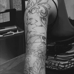 Top of sleeve outline