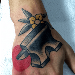 Yunque #anviltattoo #tradworkers #traditional 