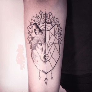 Wolf line tattoo #wolf 