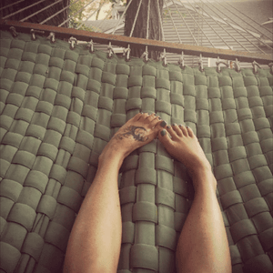 I think i need my other foot done 😜#hammocklife 