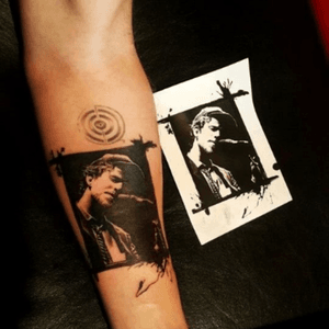 İzart Tattoo Studio                  Artist @Cihanözçelik.                ~İnstagram/ iz.art.                  Facebook page/ izarttattoo&rastabrothers
