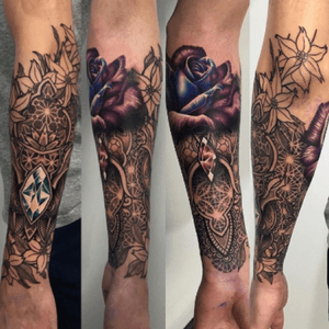 Forearm sleeve by Ryan "The Scientist" Smith #ryanthescientistsmith #forearmsleeve #rosetattoo #jewels 