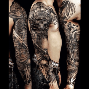 This is one kickass sleeve! #tattoo #blackwork #sleeve #tattoodo #megandreamtattoo #dreamtattoo #blackandgrey #skull 