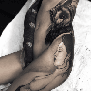 Artist #fibs #owl #woman #nude #sidetattoo #hiptattoos #portrait 