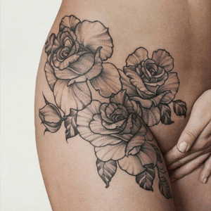 Love roses i want so many more #hip #roses #linework 