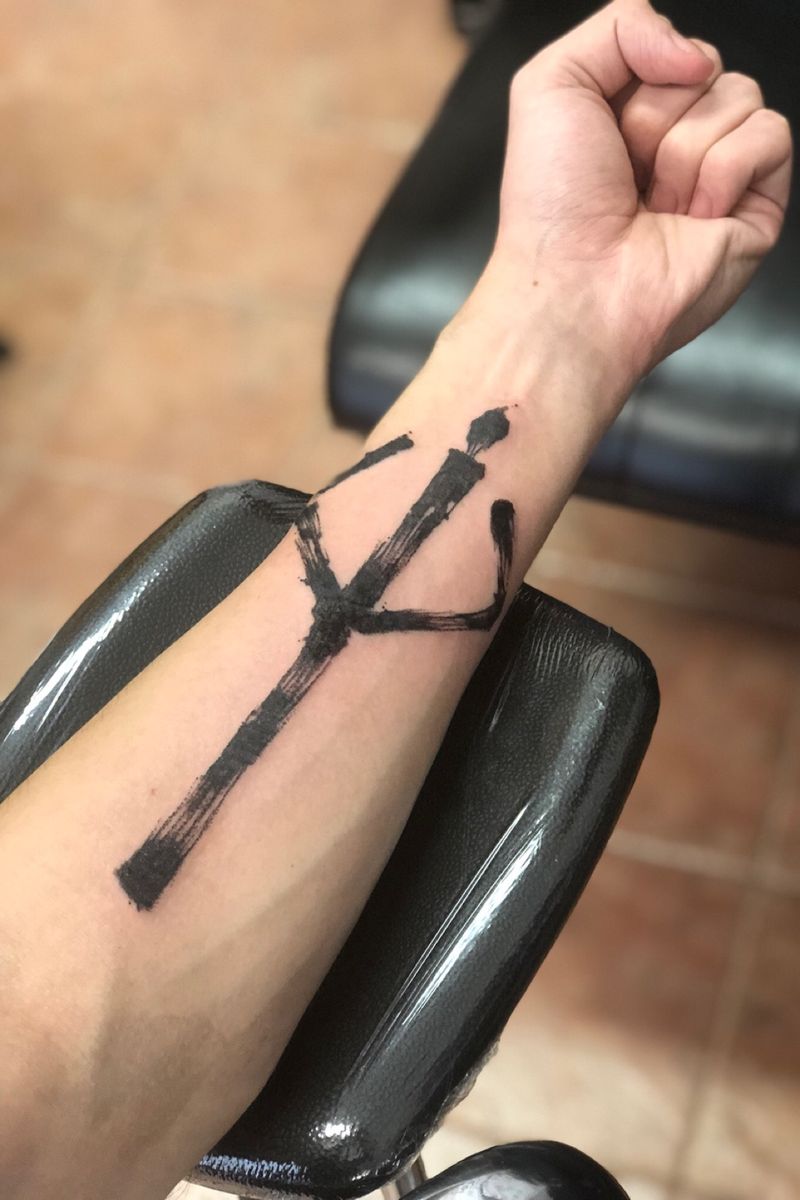 Tattoo uploaded by Bruno Watanabe • Bloodborne Hunter’s sigil tattoo