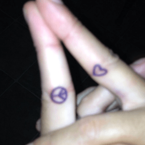 Middle finger bangers #peace #love 