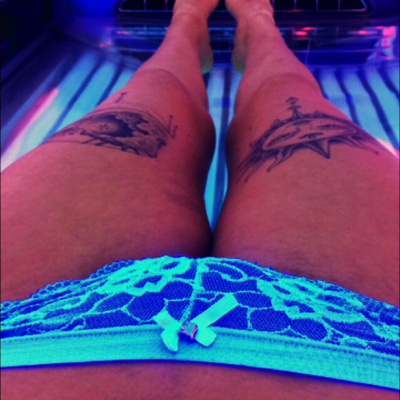 Do Tanning Beds Fade Tattoos  How To Get Bronzed Without Fading Your Ink   Tattify